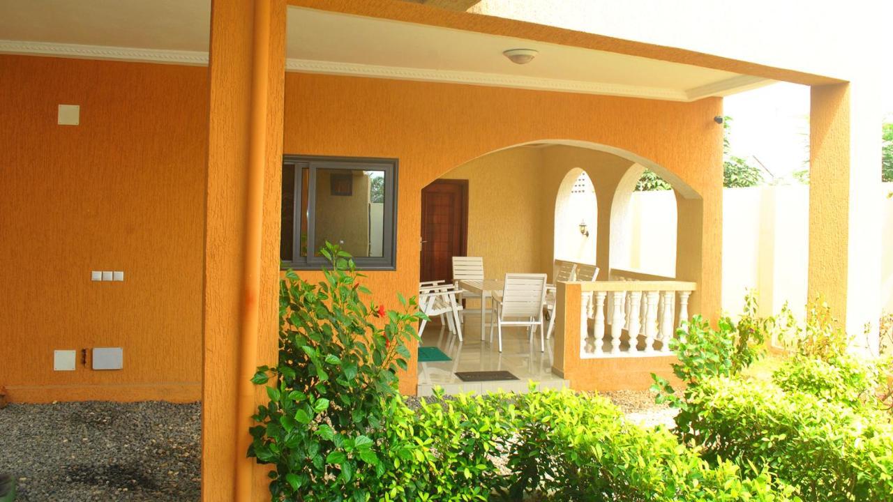 Villa Beach Avepozo Lomé Exterior foto