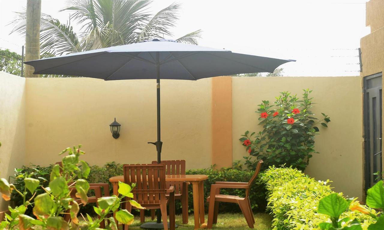 Villa Beach Avepozo Lomé Exterior foto