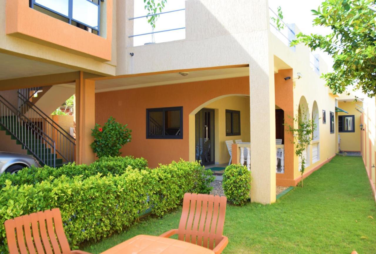 Villa Beach Avepozo Lomé Exterior foto