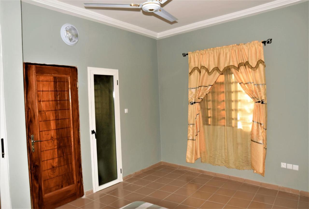 Villa Beach Avepozo Lomé Exterior foto