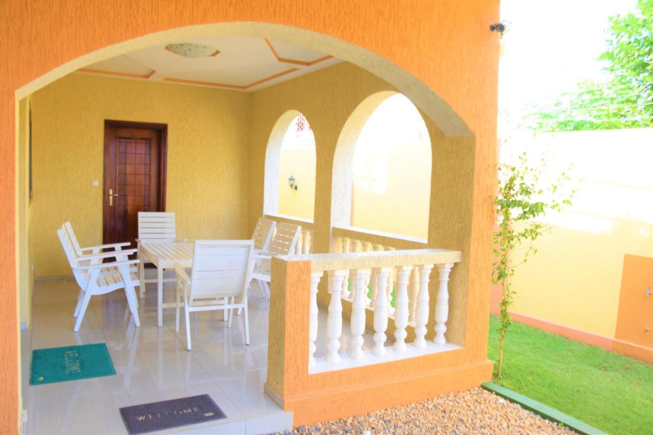 Villa Beach Avepozo Lomé Exterior foto